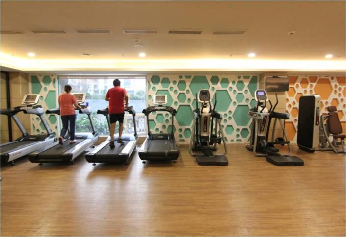 V Retreat Gurgaon Hotel Екстериор снимка