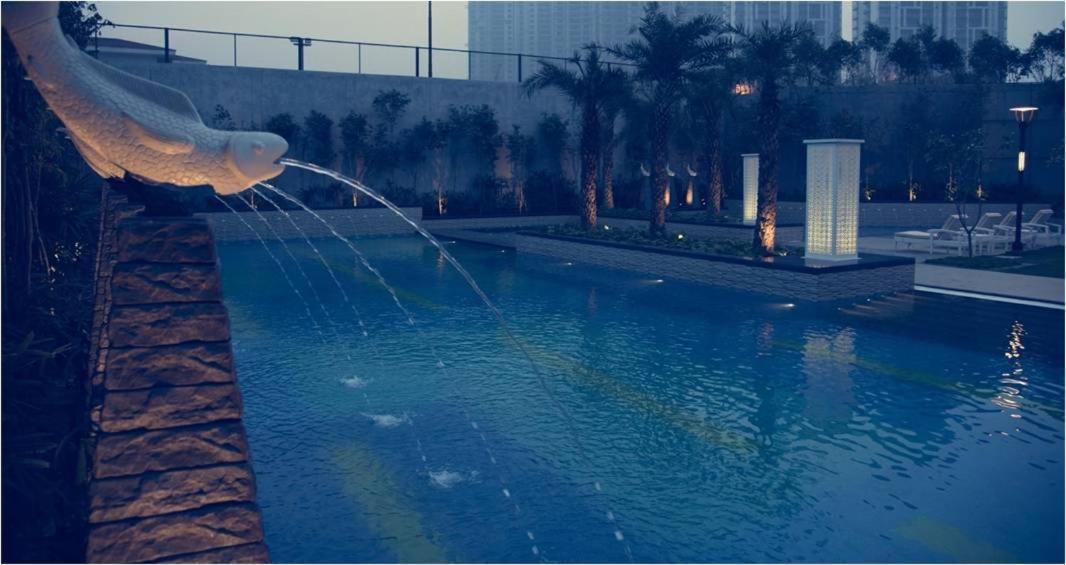 V Retreat Gurgaon Hotel Екстериор снимка